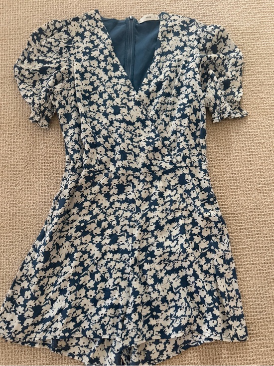 Mango Pants - Mango Blue White Floral Wrap Romper Puff Sleeve Faux Wrap Dress XS